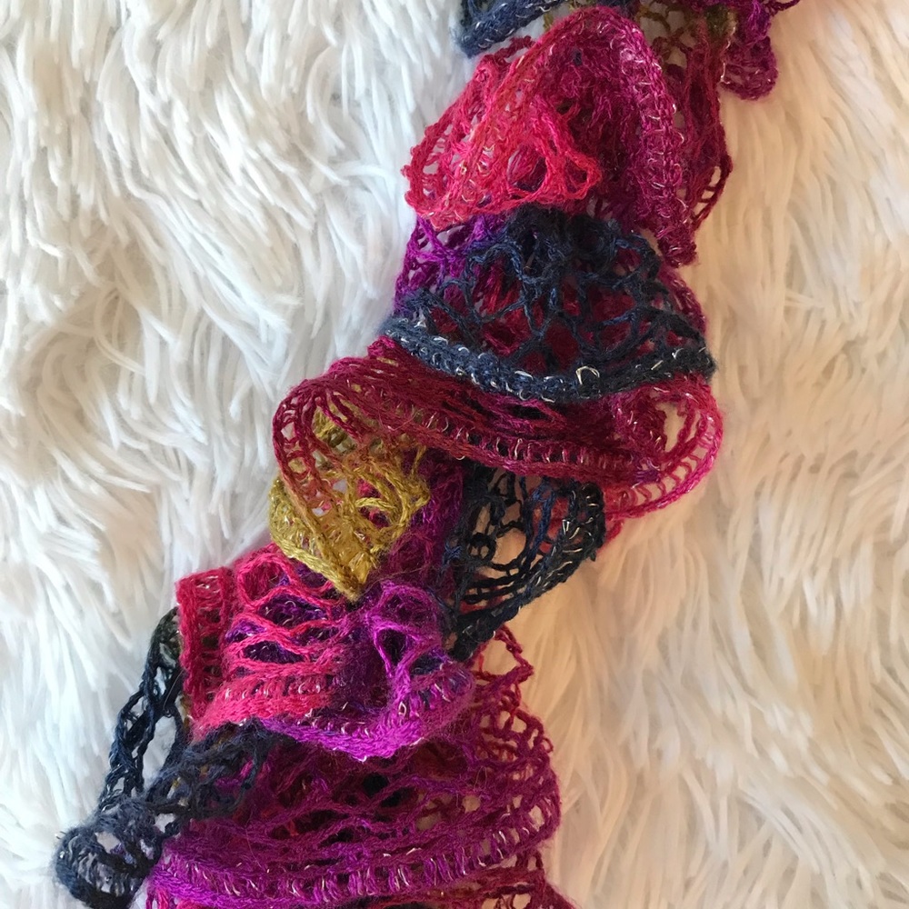 Handmade Scarfs - Picture 4 of 5